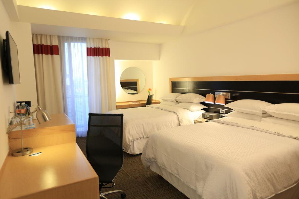 Four Points By Sheraton Mexico City Colonia Roma Εξωτερικό φωτογραφία
